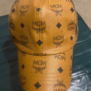 McM Hat